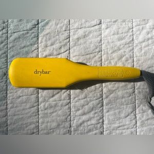 Drybar - The Brush Crush Heated Straightening Brush